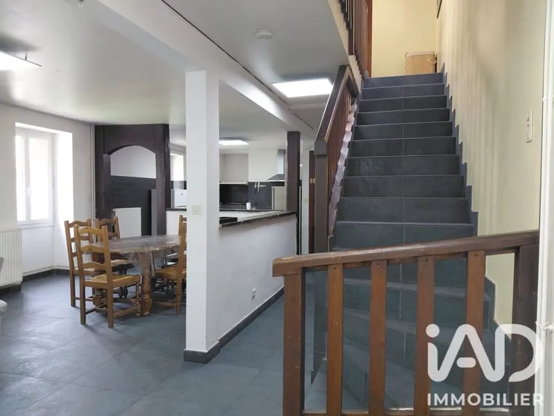 Bâtiment 186 m² - Photo 1