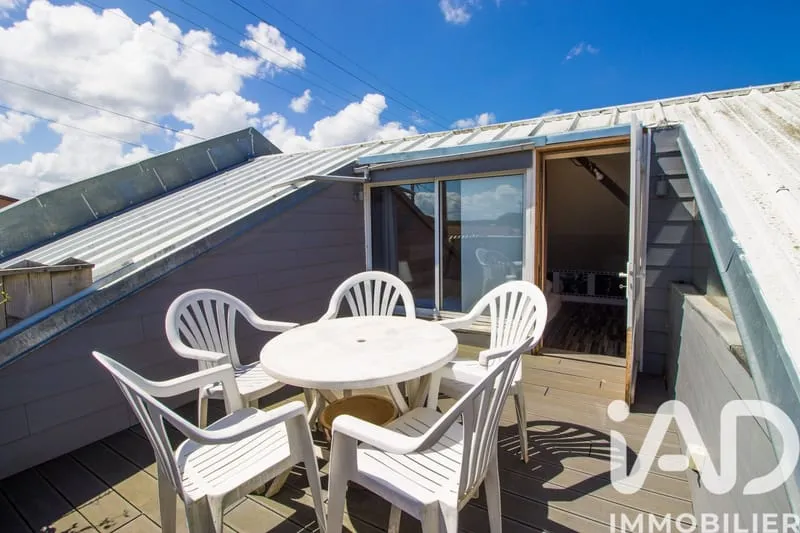 Bâtiment 140 m² - Photo 1