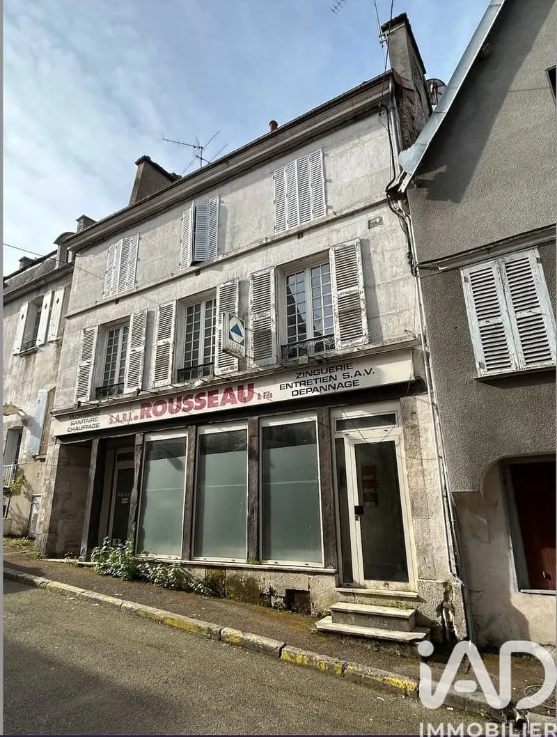 Bâtiment 257 m² - Photo 1