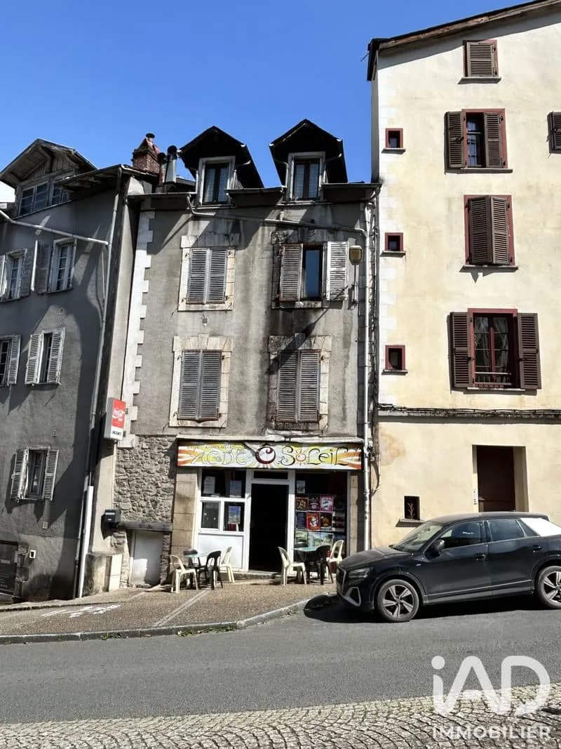 Bâtiment 262 m² - Photo 1