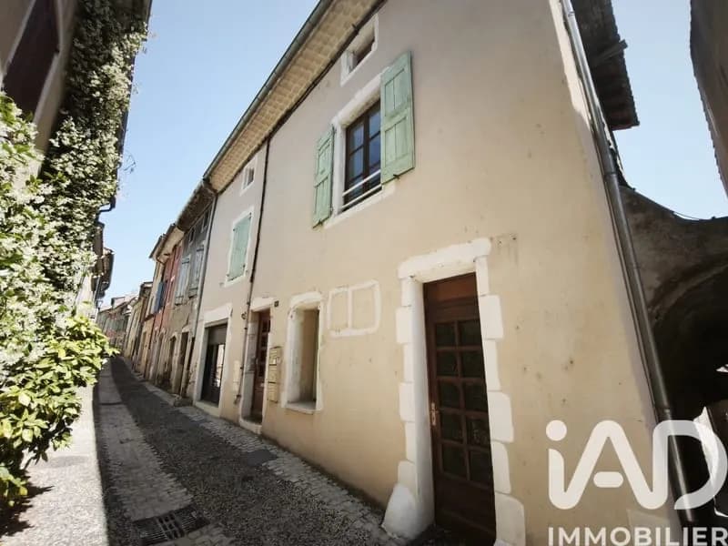 Bâtiment 129 m² - Photo 1