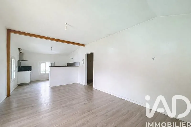 Bâtiment 195 m² - Photo 1