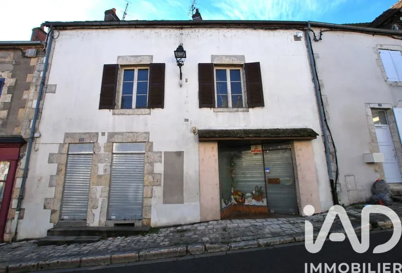 Bâtiment 240 m² - Photo 1