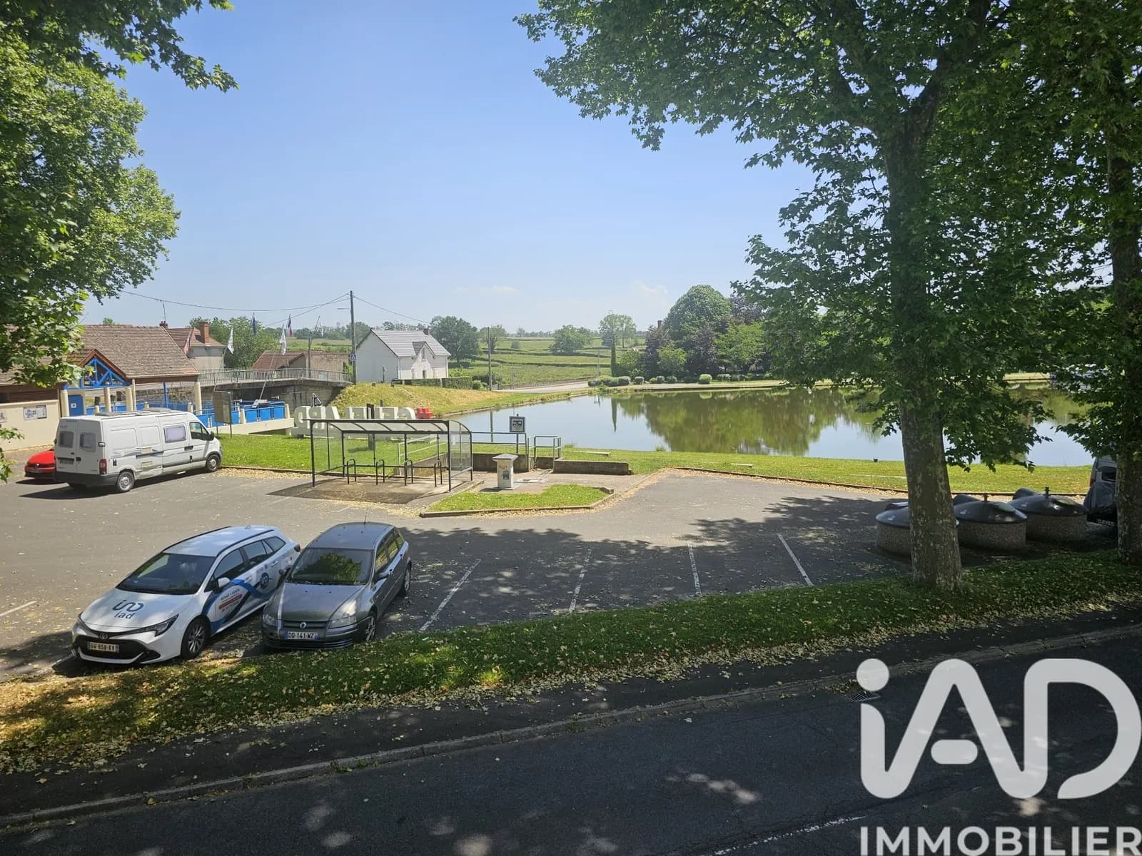 Immeuble de rapport 3 pièces 110 m² - Photo 1