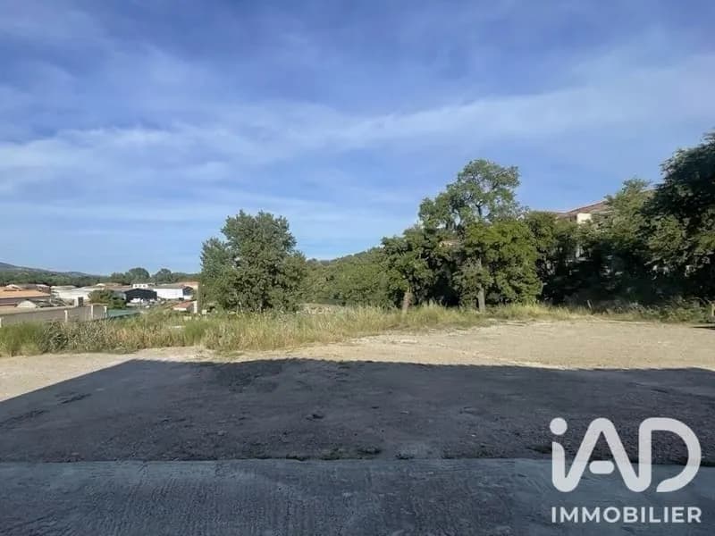 Bâtiment 720 m² - Photo 1