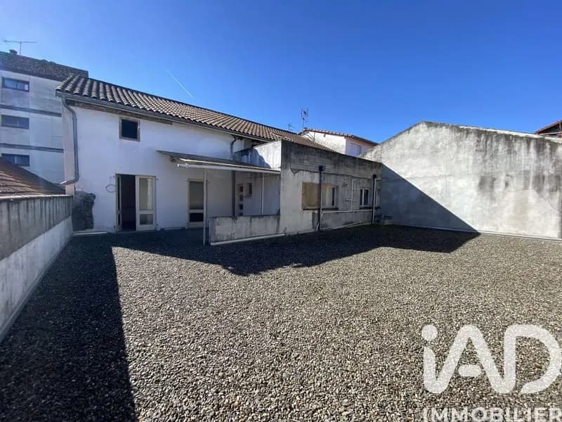 Bâtiment 700 m² - Photo 1