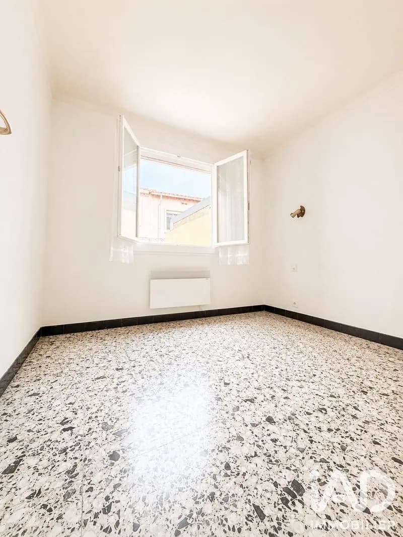 Bâtiment 83 m² - Photo 1