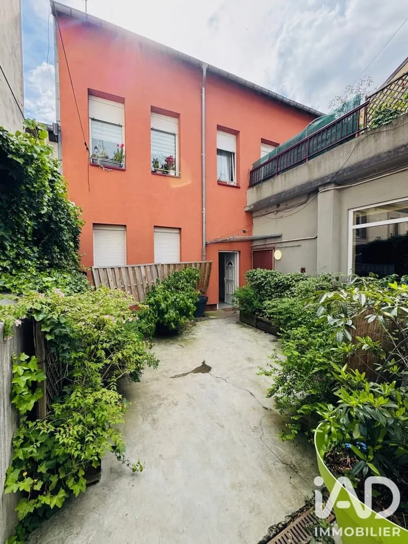 Bâtiment 256 m² - Photo 1