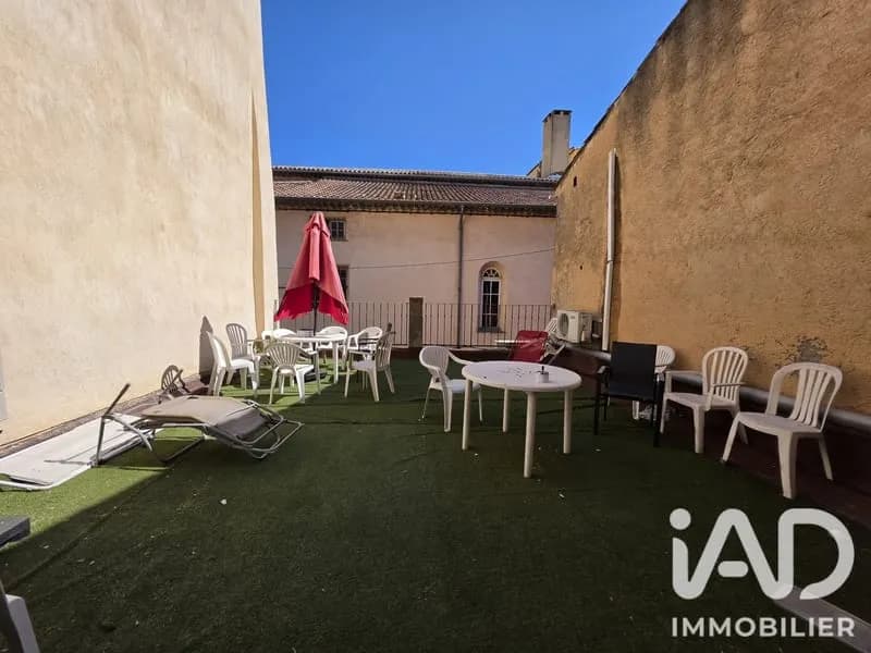 Bâtiment 572 m² - Photo 1