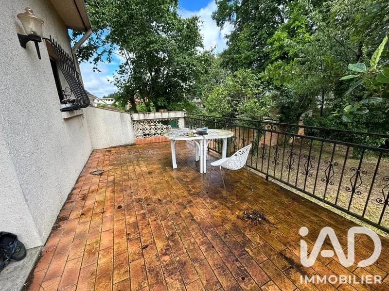 Bâtiment 153 m² - Photo 1