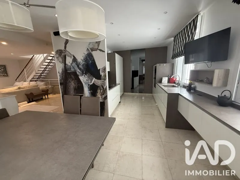 Bâtiment 224 m² - Photo 1