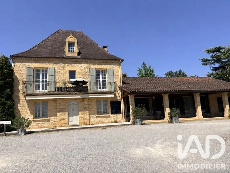 Bâtiment 544 m² - Photo 1