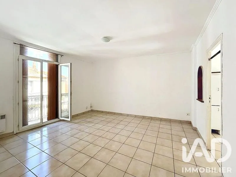 Bâtiment 228 m² - Photo 1