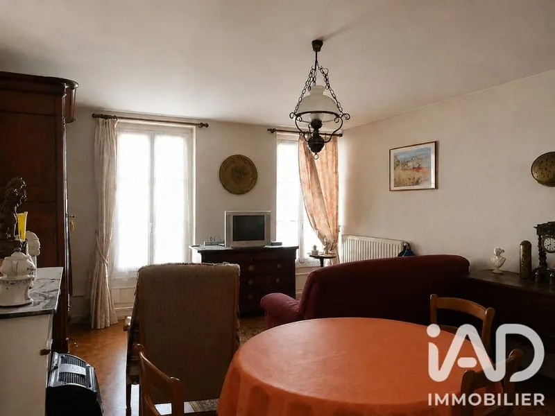 Bâtiment 274 m² - Photo 1