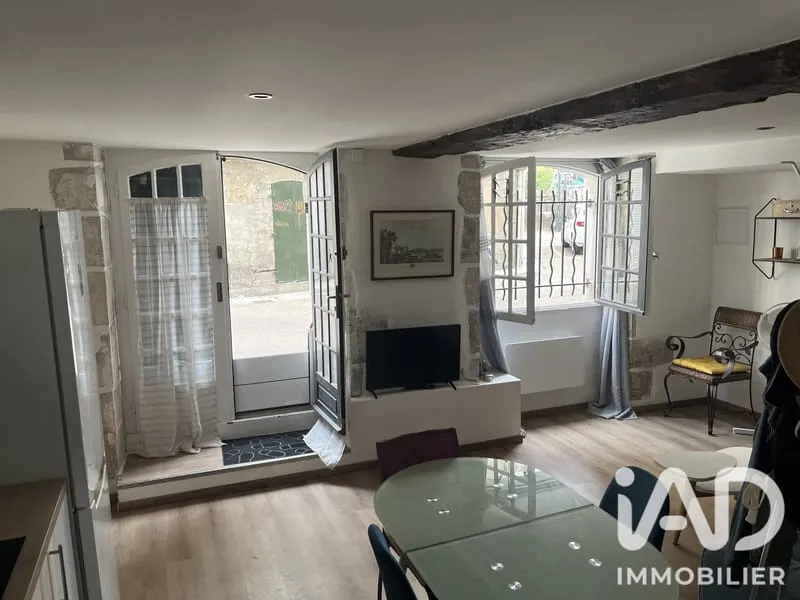 Bâtiment - Photo 1