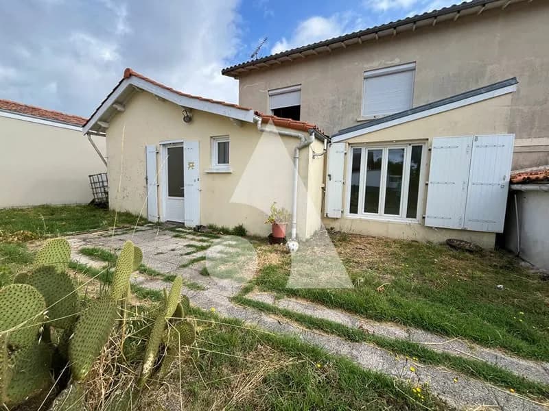 Ensemble immobilier - Photo 1