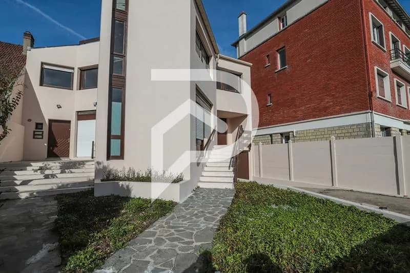 Immeuble Clamart 10 pièce(s) 218.59 m2 - Photo 1