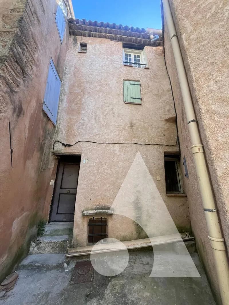 COTIGNAC - IMMEUBLE - CENTRE VILLE - 145.000 EUROS - Photo 1