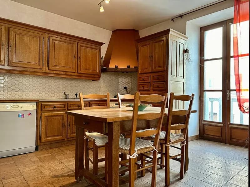 A VENDRE - Ensemble de deux immeubles et garage - SAINT GENIEZ D'OLT ET D'AUBRAC - Photo 1