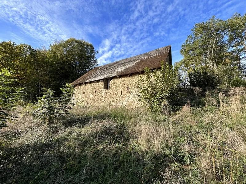 CORREZE - Proche Neuvic - Grange et terrain de 3000m2. Belle vue ! - Photo 1