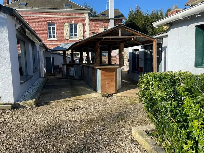 Immeuble GISORS à usage Professionnel - Photo 1
