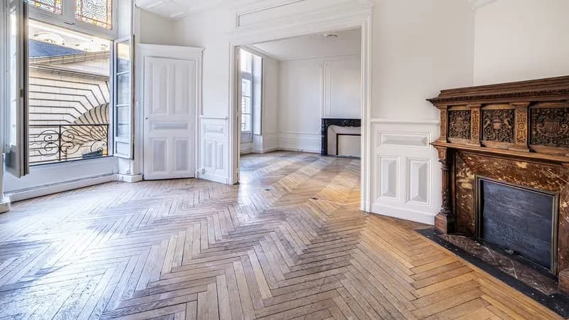Nantes - Place du Pilori : Immeuble à fort potentiel - Photo 1
