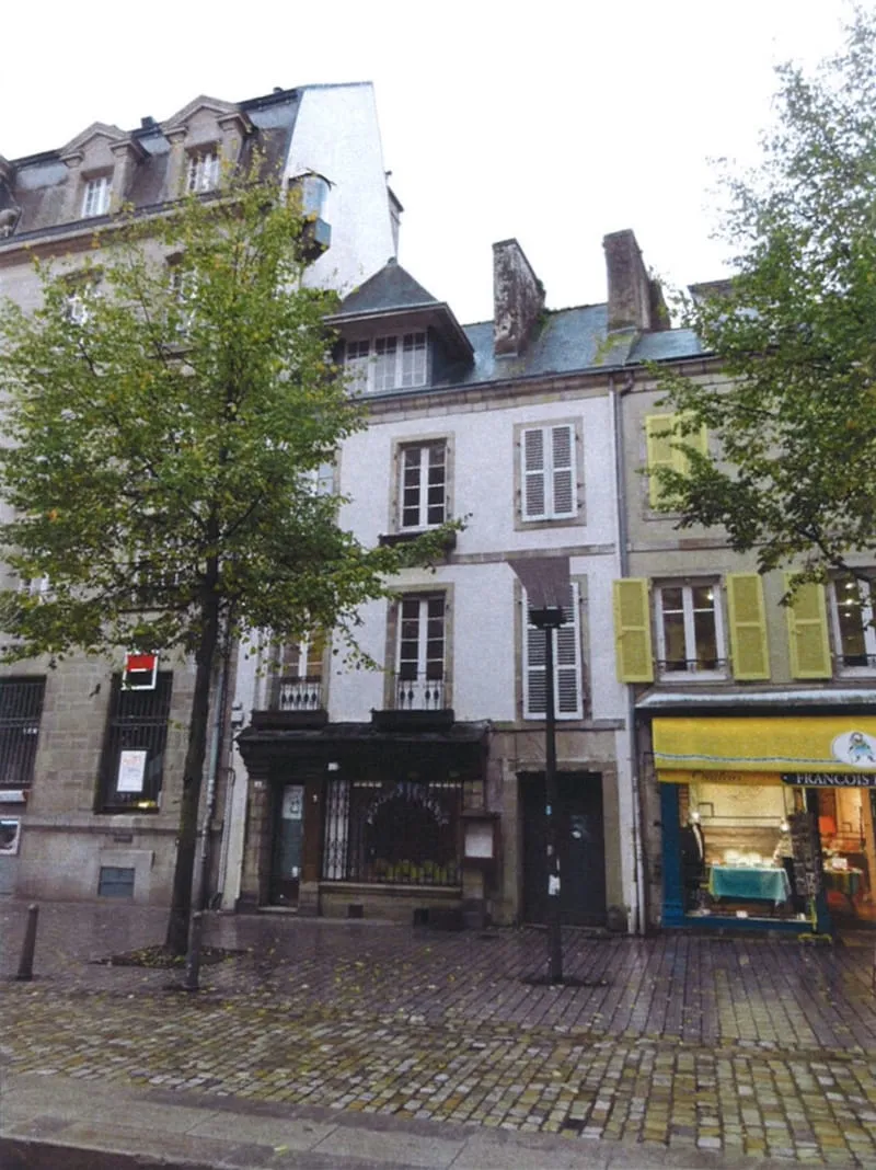 Immeuble commercial en plein centre refait entièrement - Idéal couple de restaurateurs ou investisseur - Photo 1