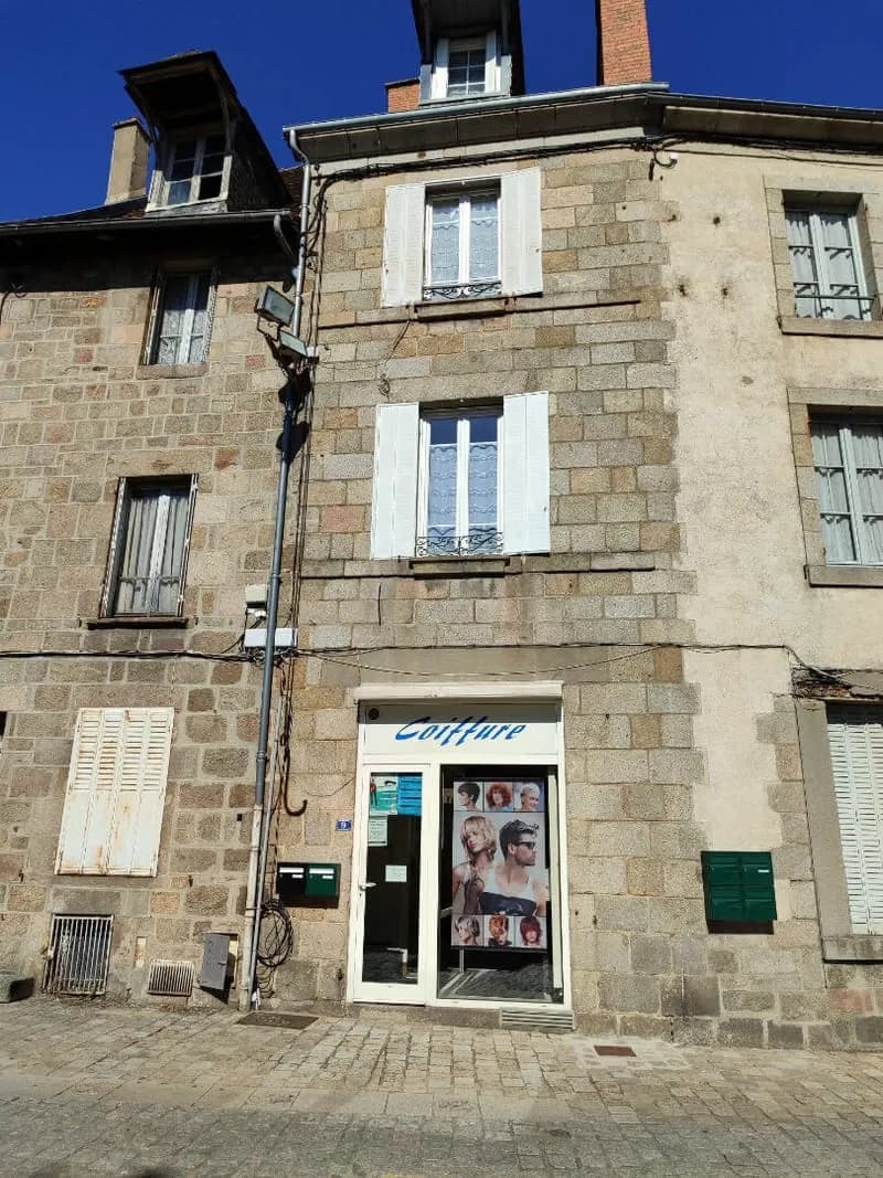 IMMEUBLE DE RAPPORT - Photo 1
