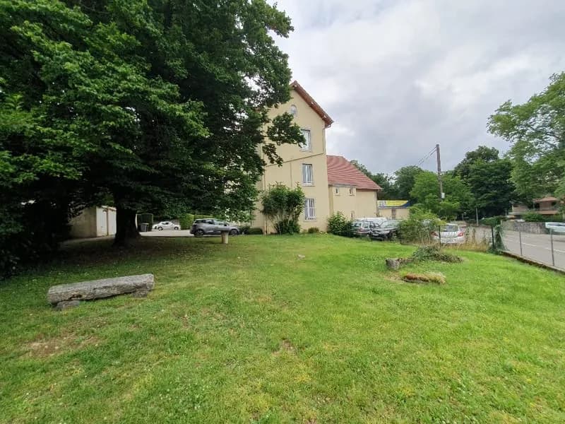 Immeuble de rapport ST FERJEUX - Photo 1