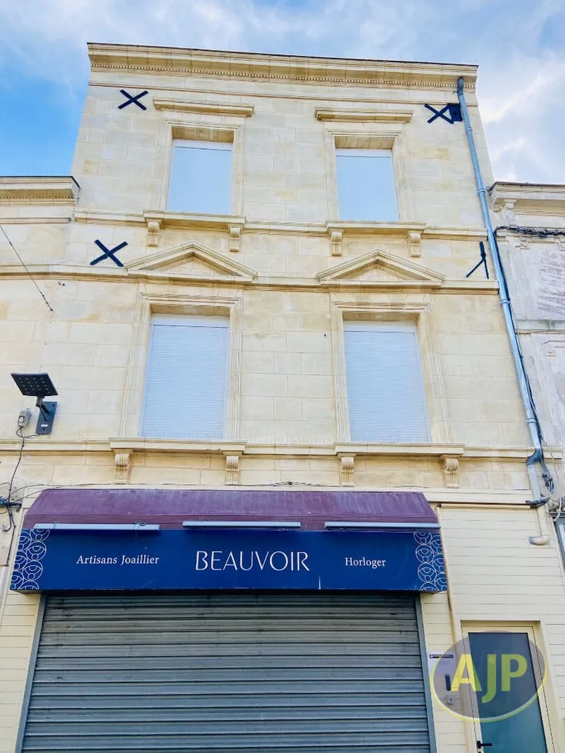 Immeuble de rapport Lesparre-Médoc - Photo 1