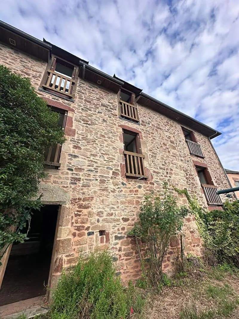 Ensemble immobilier LASSOUTS - Photo 1