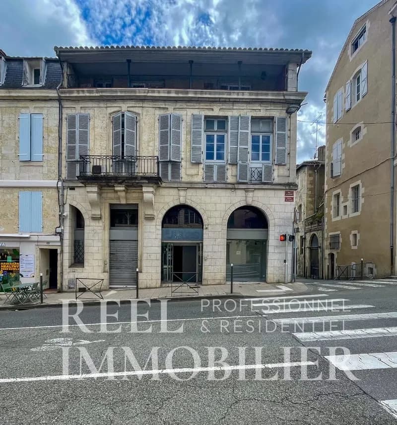 Immeuble de rapport au coeur de la basse ville - Photo 1