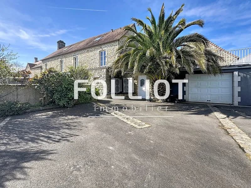 A vendre BRICQUEBEC-EN-COTENTIN - Ensemble immobilier et centre équestre - Photo 1