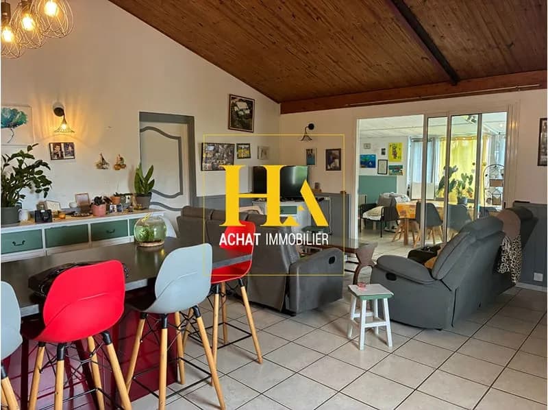Ensemble immobilier 7 pièce(s) 159 m2 - Petite Ile - Photo 1