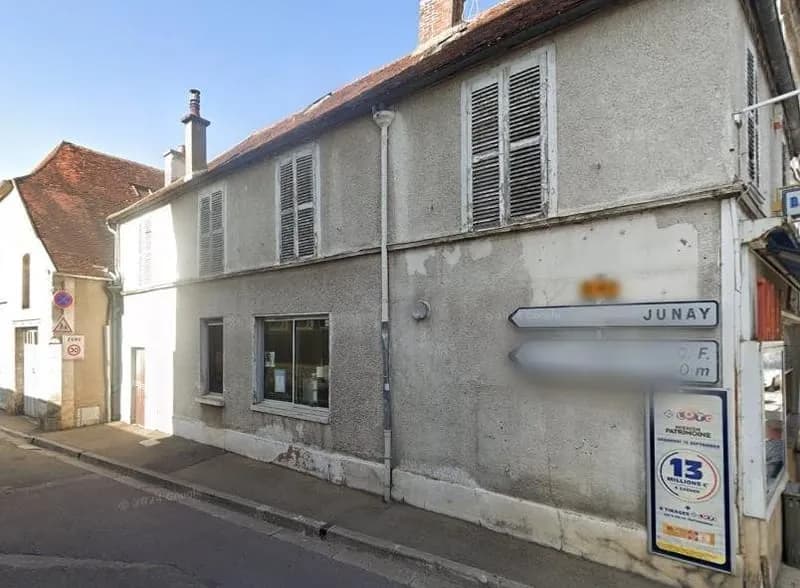 IIMMEUBLE DE RAPPORT ? 10% DE RENTABILITÉ ? TONNERRE CENTRE - Photo 1