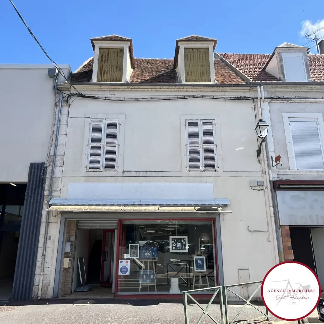 Immeuble avec local commercial et appartement Centre-Ville - Photo 1