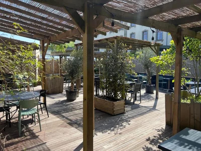 DINAN : Rare, Immeuble à la croisée de l'exploitation immédiate et de la reconversion patrimoniale, 600 m2 - Photo 1
