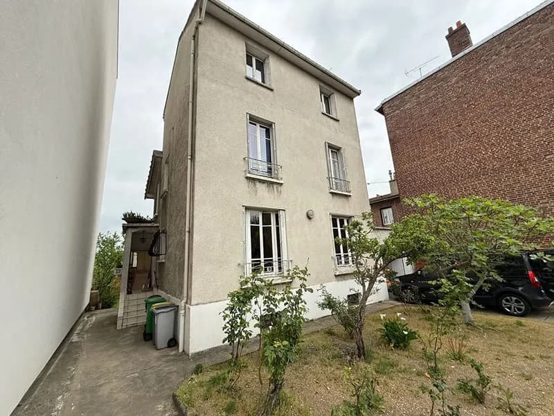 EXCLUSIVITE SARTROUVILLE 9 MIN A PIED DE LA GARE BIEN DE 5 PIECES - Photo 1