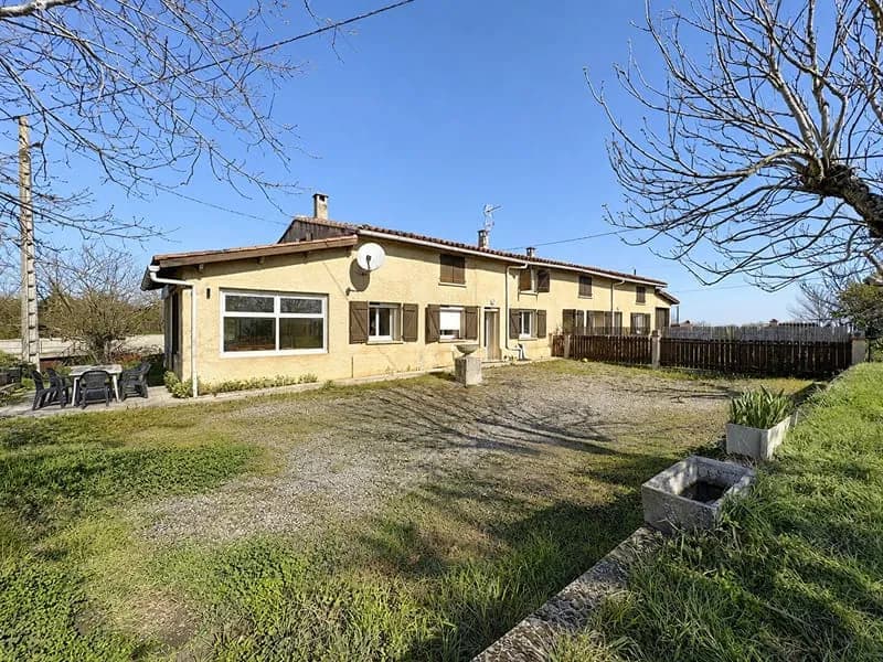 MERVILLE - ENSEMBLE IMMOBILIER DE 198 M² HABITABLES SUR UNE PARCELLE DE 2832 m² - Photo 1