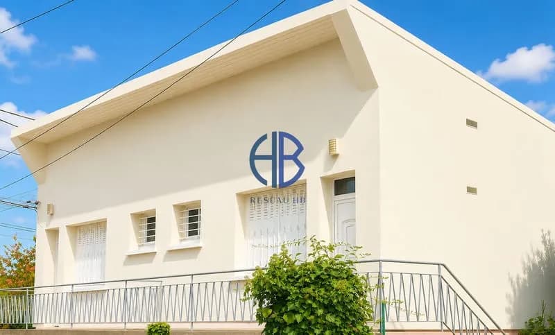 IMMEUBLE + MAISON INDÉPENDANTE 40 700 € DE REVENUS ANNUELS - Photo 1
