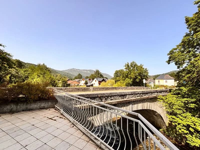 IMMEUBLE DE RAPPORT - Photo 1