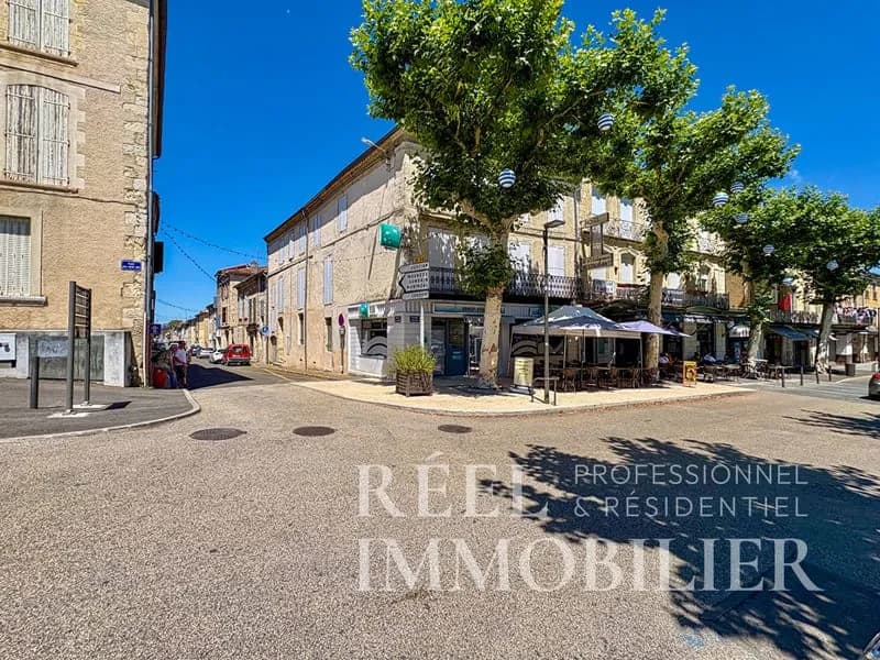 Immeuble de caractère de 472 m² - Coeur de Vic-Fezensac - Photo 1
