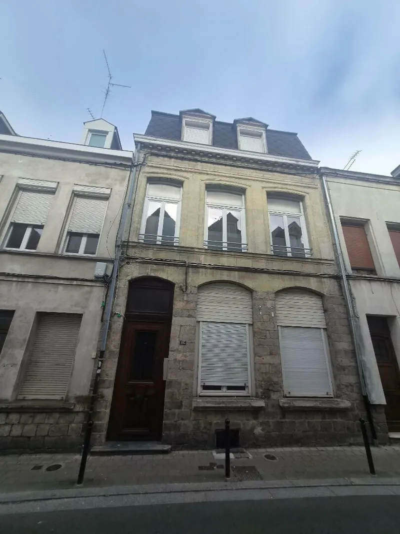 Immeuble de rapport 6 pièces 60 m² - Photo 1