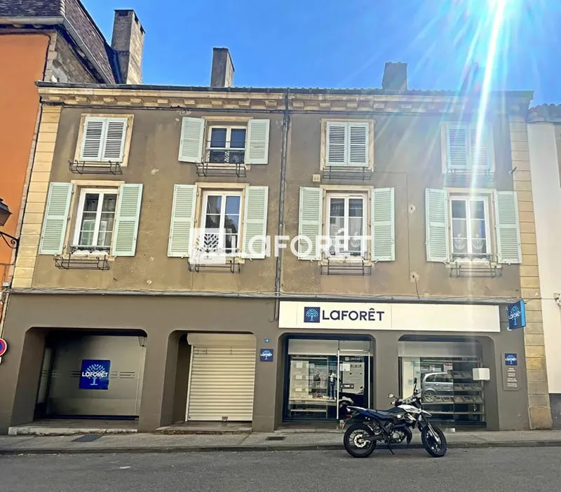 Immeuble SAINT-AMOUR - Photo 1