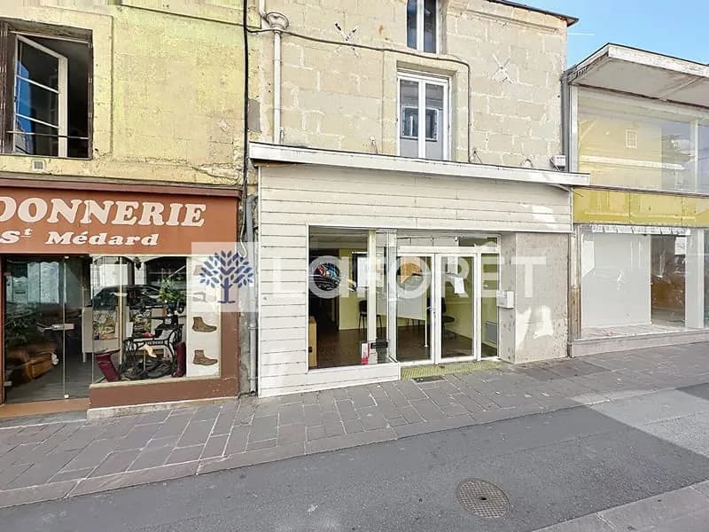 Local commercial et appartement à rénover - THOUARS - Photo 1