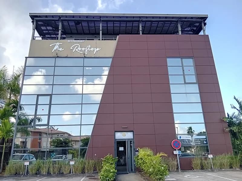 IMMEUBLE RÉCENT DE 612 m² - SOUS GARANTIE DÉCENNALE - Photo 1