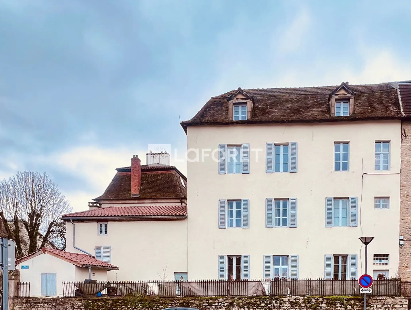 Immeuble Saint-Amour - Photo 1