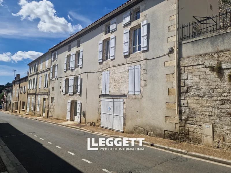 Immeuble 9 pièce(s), ANGOULÊME - Photo 1