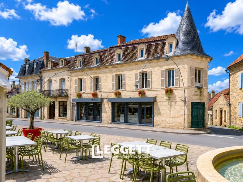 Maison 12 pièce(s), SAINT-CYPRIEN - Photo 1