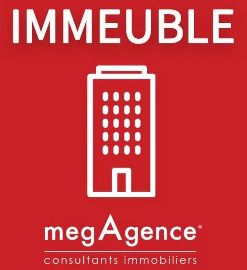 IMMEUBLE DE RAPPORT A USAGE MIXTE SAINT MALO - Photo 1